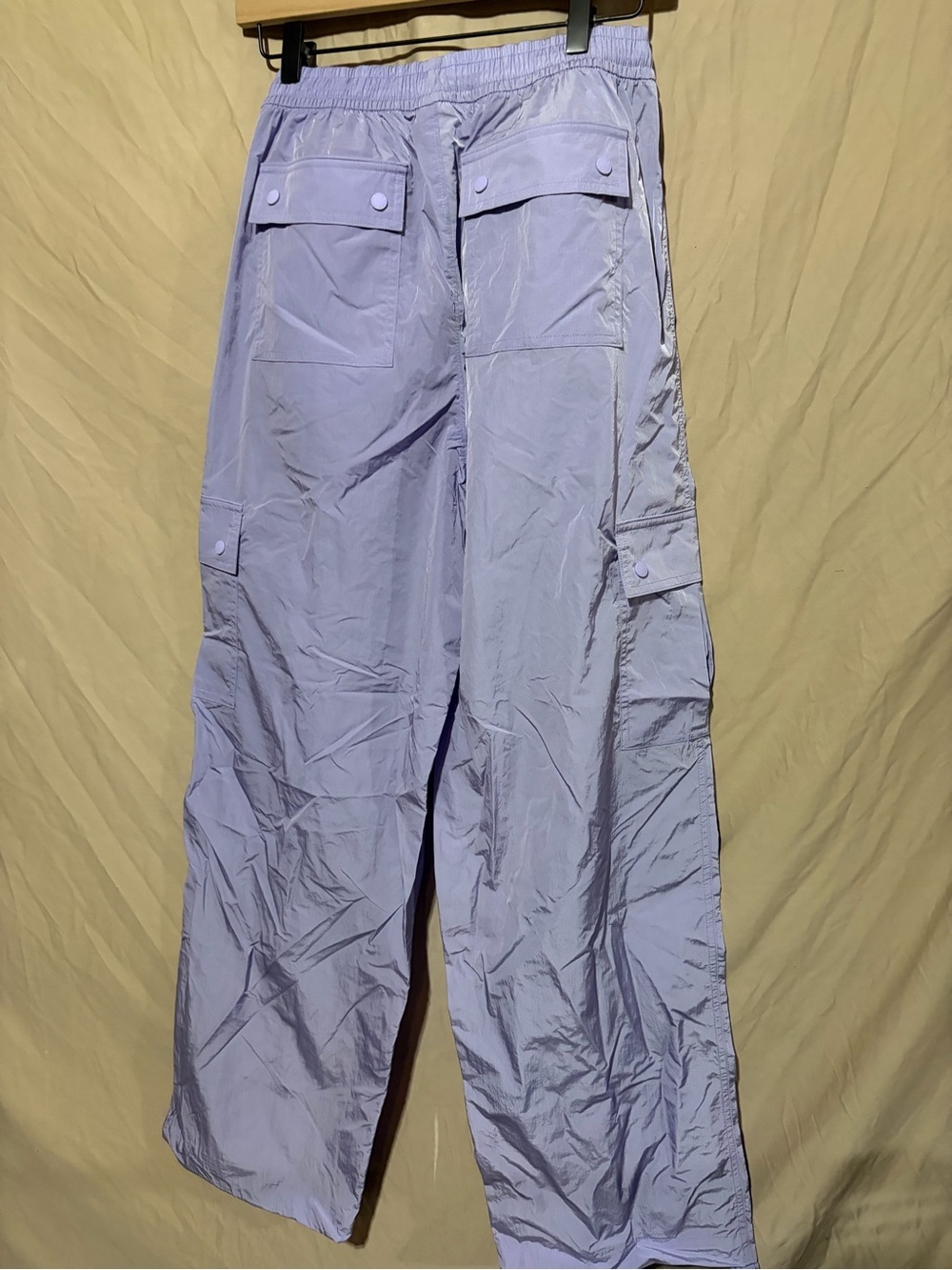 Pink wind pants - Picture 3 of 3